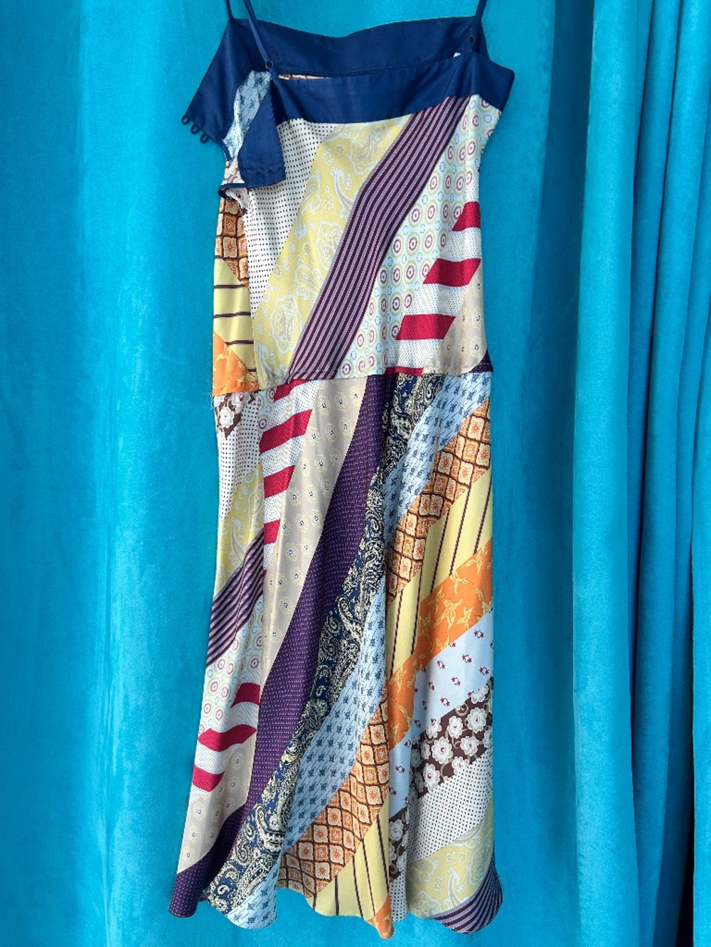 100% SILK ITALIAN STYLE DRESS